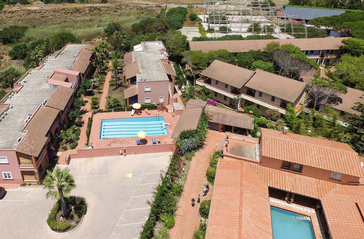 Residence Del Mare Casesicule Santa Maria del Focallo Exterior foto